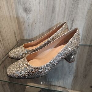 Kate SpadebDolores Block-Heel Pumps in silver glitter. SZ 6.5 New W/Defect